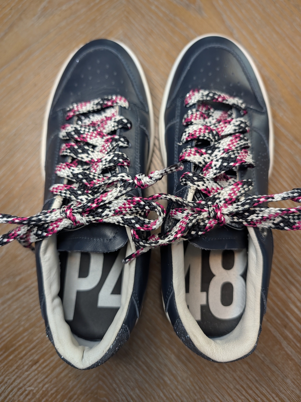 P448 Navy Leather Sneakers with Pink-Black Patterned Laces